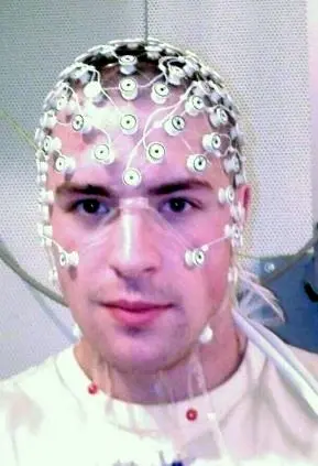 Brain wave patterns during REM and deep sleep
